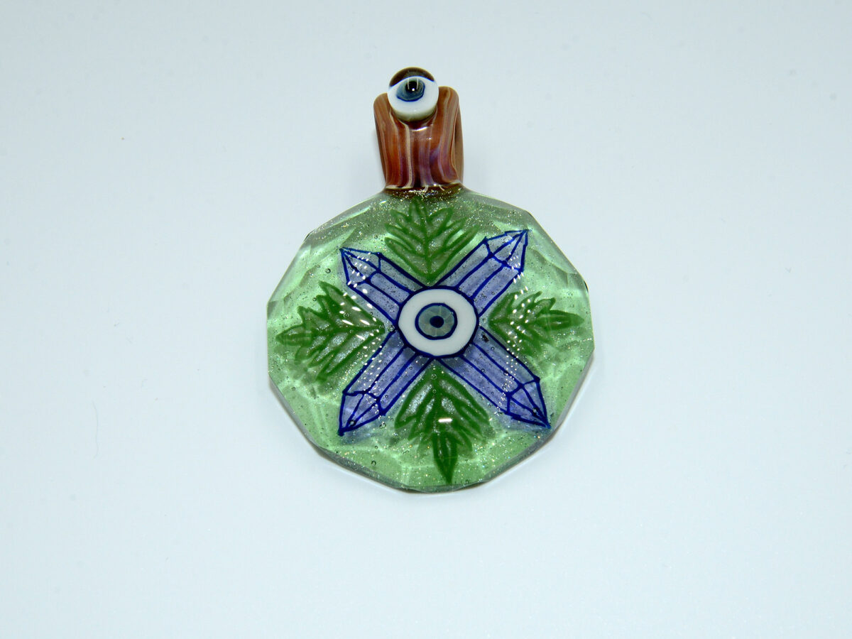 Wook Crystals Flip Pendant